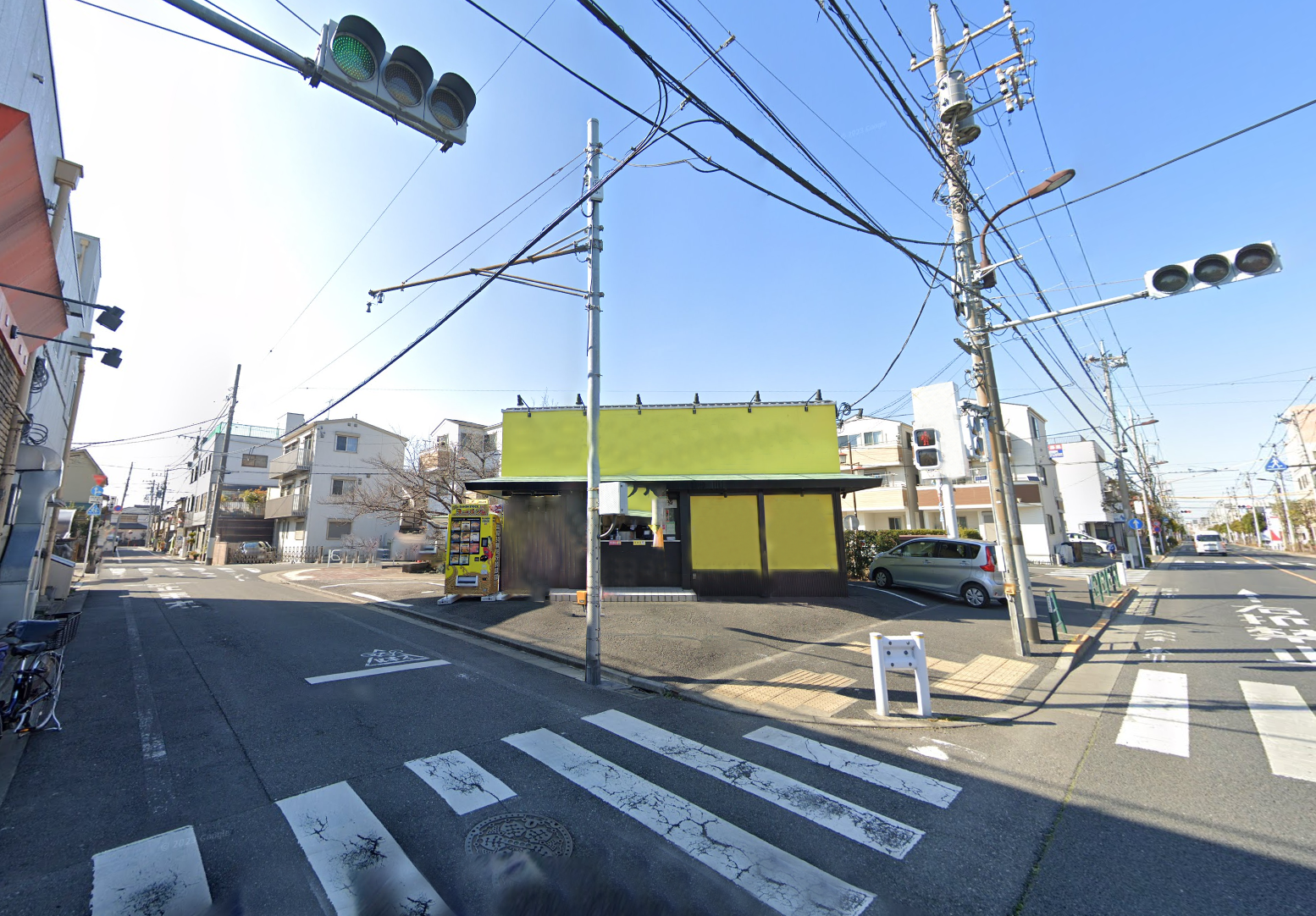 小岩駅徒歩27分　ロードサイド物件！1階路面で駐車場付き！